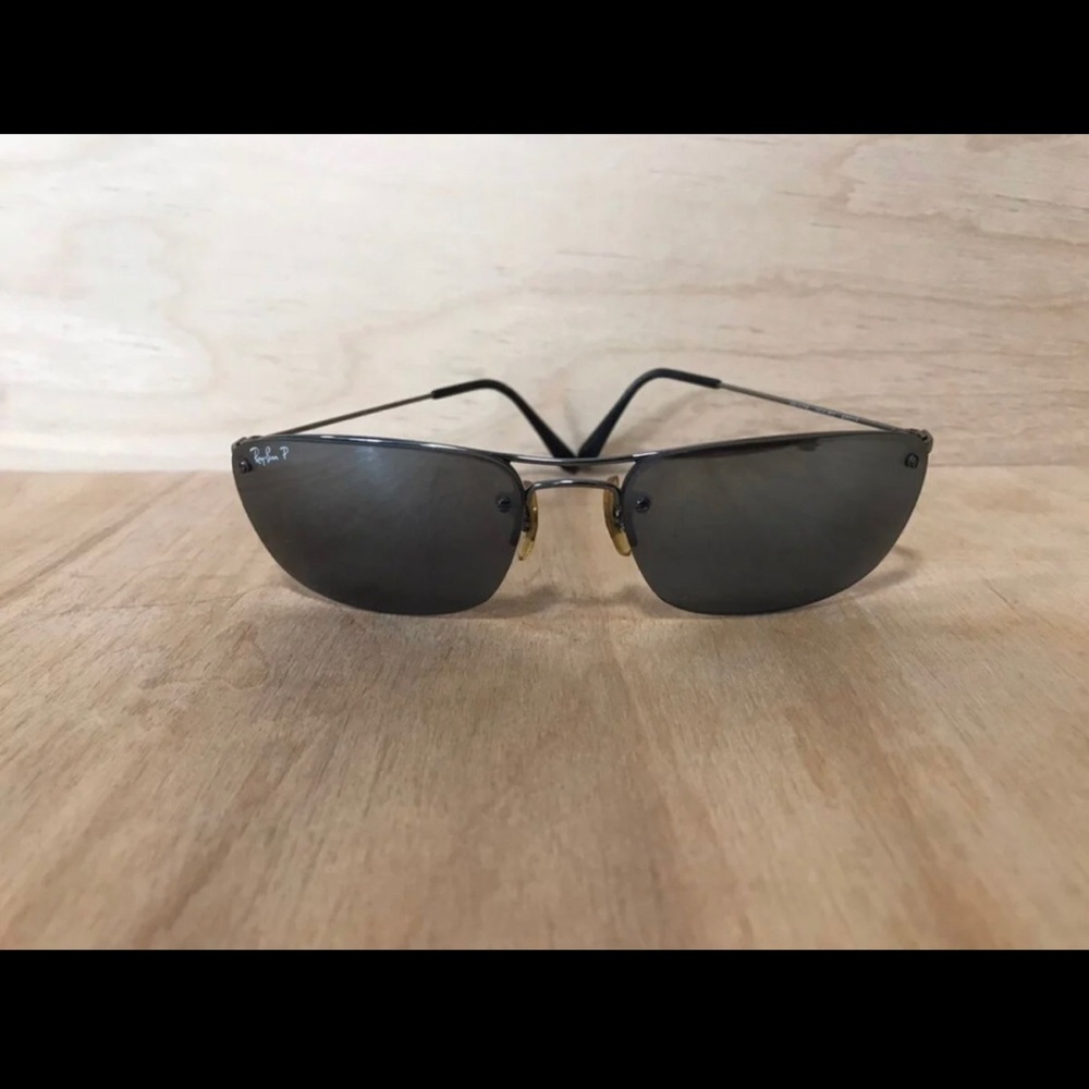 Ray-Ban Grey Aviators - Picture 2 of 4